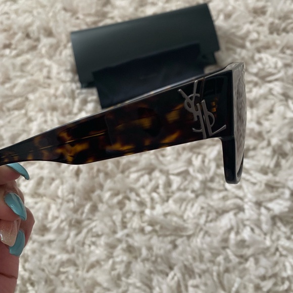 YSL TORTOISE SHELL SUNGLASSES